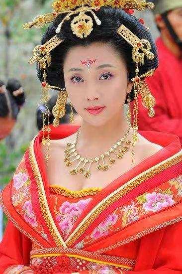 杨贵妃八字看孩子