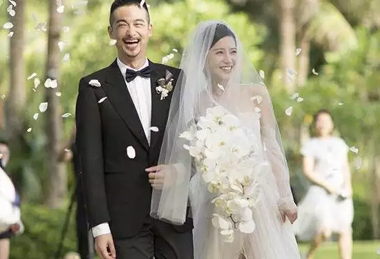 4、结婚初期老公要的太多:本人刚结婚，老公几乎每天都要，我应该怎么拒绝他？