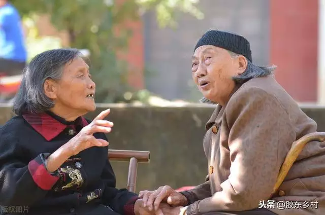 3年属牛女最难过的是哪一年，73年属牛女的命中桃花劫"