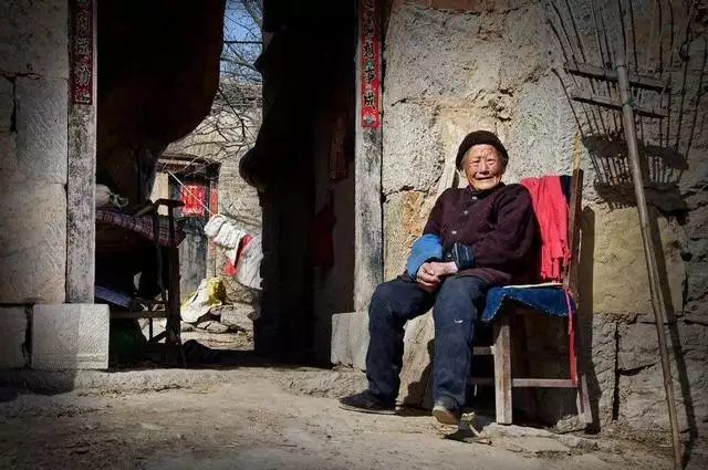 九十月的鼠宝宝好不好，闰十月出生的鼠好