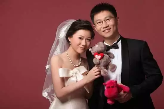 5年属兔的二婚在什么时候，属兔人49岁有一场大灾难"