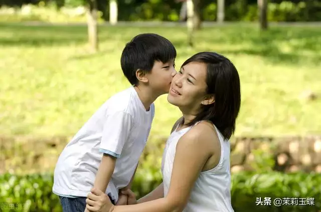 3的鸡命里有儿子吗，命里无儿能生儿子吗"