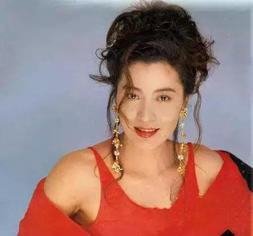 988女龙1990男马结婚，1990属马男和1988龙女"