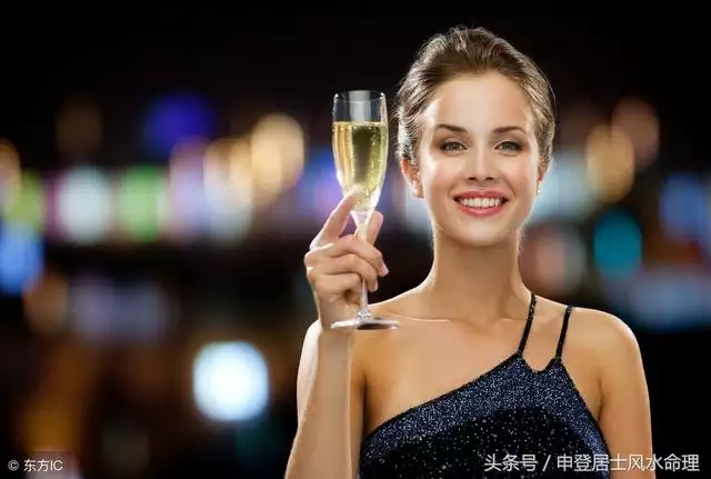 蛇和蛇属相最配对，属虎跟什么属相最配