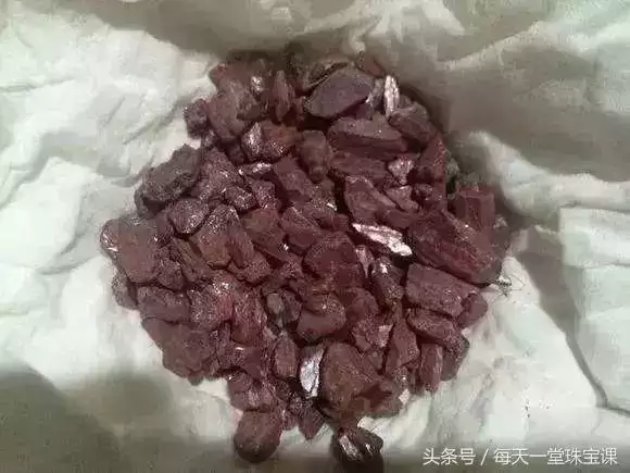 朱砂真的能辟邪吗，朱砂可以长期佩戴吗