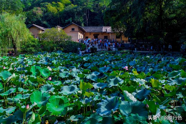 毛泽东故居韶山冲，红色旅游圣地