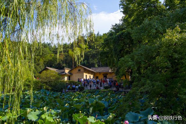 毛泽东故居韶山冲，红色旅游圣地