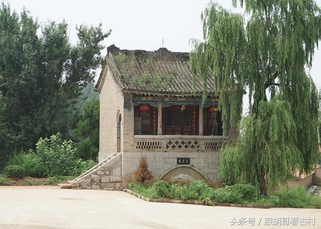 二龙环绕的龟形风水宝地，成就千年秀才村