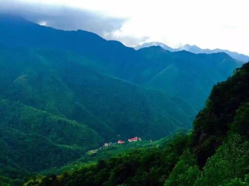 风水官山图片_中国风水最好的墓地