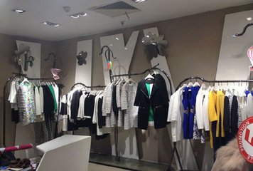 大气的服装店名字，女装店名字 简约独特