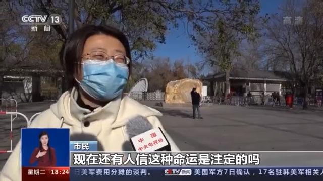 女性鼻子右边有痣性格命运如何