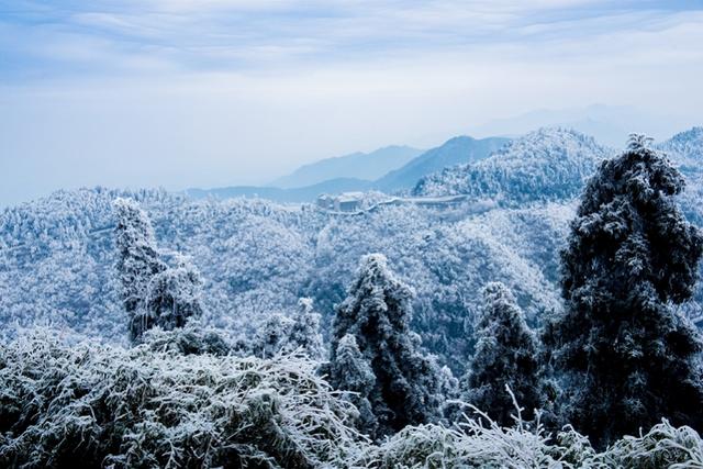 南岳衡山摆摊算命看风水